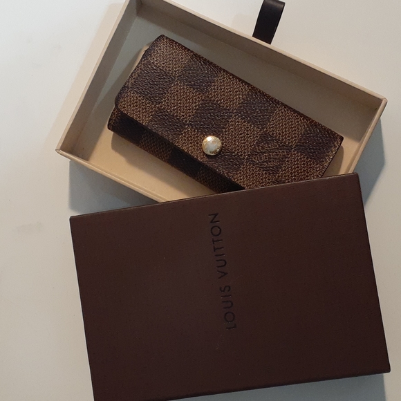 Louie Vuitton Damier Ebene Canvas 4 Key Card Holder - Picture 1 of 12